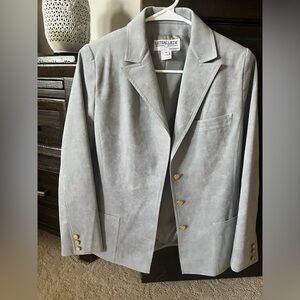 70s Vintage Ultraseude Light Grey Blazer. Perfect Condition. Sz 8